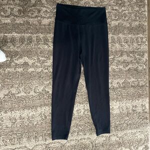 Everyday High-Waist Black Leggings